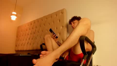 Snapshot of alantrickz365 chatting on 09-16-25, 04:46 alantrickz365 online show from 09-16-25, 04:46