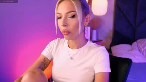 Snapshot of alaskalane chatting on 07-16-26, 01:50 Alaska online show from 07-16-26, 01:50
