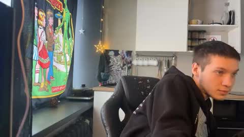 albert_star online show from 12-17-25, 07:03