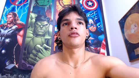 Snapshot of albertbernal69 chatting on 01-14-25, 02:50 Albert online show from 01-14-25, 02:50