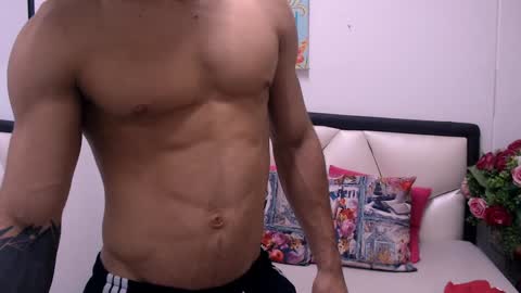 Snapshot of albertbernal69 chatting on 01-18-25, 01:30 Albert online show from 01-18-25, 01:30