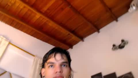 Snapshot of albertbernal69 chatting on 02-16-25, 03:04 Albert online show from 02-16-25, 03:04