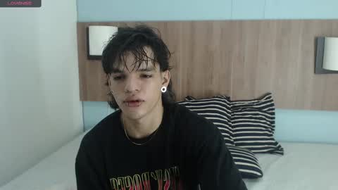 Snapshot of albertbernal69 chatting on 02-17-25, 02:42 Albert online show from 02-17-25, 02:42