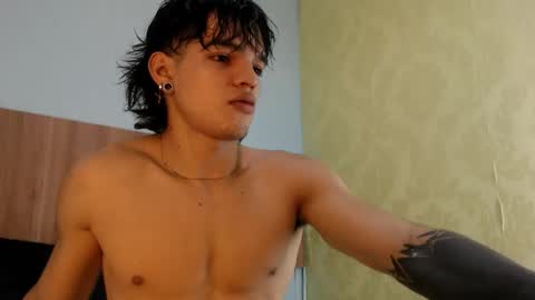 Snapshot of albertbernal69 chatting on 02-26-25, 02:26 Albert online show from 02-26-25, 02:26