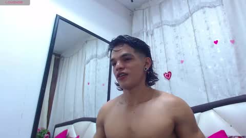 Snapshot of albertbernal69 chatting on 02-28-25, 02:42 Albert online show from 02-28-25, 02:42