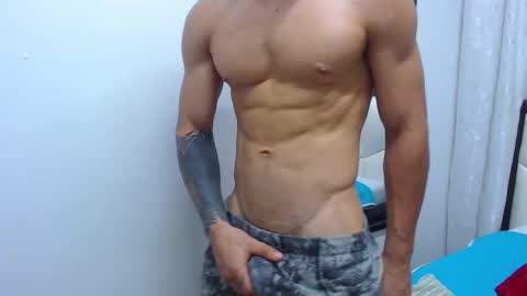 Snapshot of albertbernal69 chatting on 02-28-25, 08:53 Albert online show from 02-28-25, 08:53