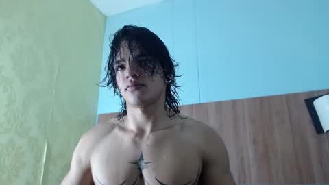 Snapshot of albertbernal69 chatting on 09-20-25, 03:18 Albert online show from 09-20-25, 03:18