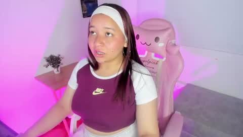 Alejandra  online show from 06-20-26, 02:42