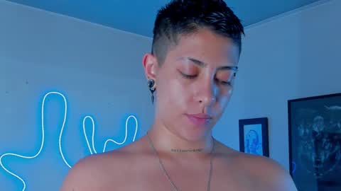 Alejandra online show from 09-25-25, 09:07