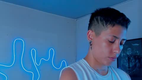 Alejandra online show from 10-14-25, 04:24