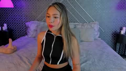 aleja_bloom online show from 10-06-25, 12:13