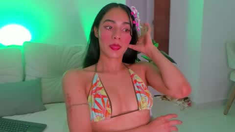 aleja_r01 online show from 03-10-26, 08:25