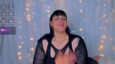 Aleja online show from 10-22-25, 01:22