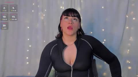 Aleja online show from 11-25-25, 03:17