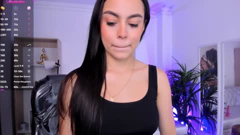 Snapshot of alejaa___ chatting on 01-16-25, 02:19 Alejandra online show from 01-16-25, 02:19