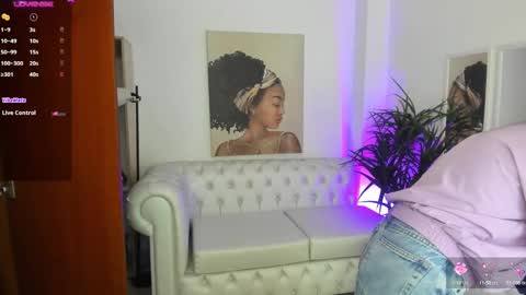 Snapshot of alejaa___ chatting on 01-21-25, 11:13 Alejandra online show from 01-21-25, 11:13