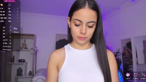 Snapshot of alejaa___ chatting on 02-05-25, 11:23 Alejandra online show from 02-05-25, 11:23