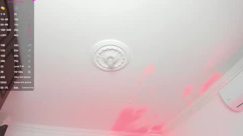 Snapshot of alejaa___ chatting on 02-27-25, 11:10 Alejandra online show from 02-27-25, 11:10