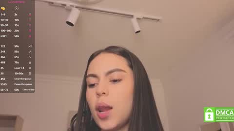 Snapshot of alejaa___ chatting on 09-26-25, 11:47 Alejandra online show from 09-26-25, 11:47