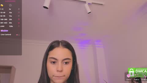 Snapshot of alejaa___ chatting on 10-08-25, 11:52 Alejandra online show from 10-08-25, 11:52