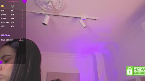 Snapshot of alejaa___ chatting on 11-05-25, 11:54 Alejandra online show from 11-05-25, 11:54