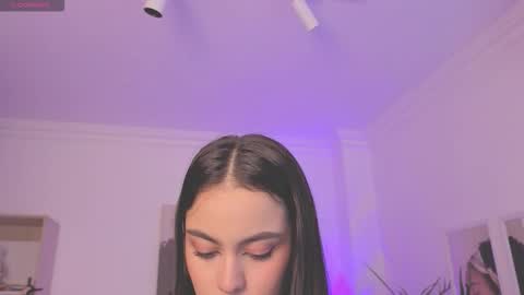 Snapshot of alejaa___ chatting on 11-13-25, 11:53 Alejandra online show from 11-13-25, 11:53