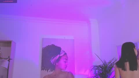 Snapshot of alejaa___ chatting on 11-15-25, 11:40 Alejandra online show from 11-15-25, 11:40