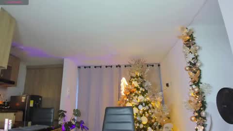 A L E J A N D R A online show from 11-16-25, 11:05