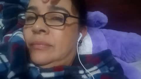 Snapshot of alejakin chatting on 11-16-25, 11:21 alejakin online show from 11-16-25, 11:21