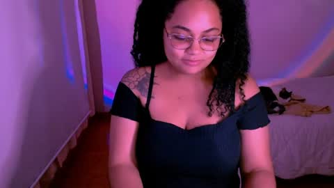 Alejandra  online show from 07-23-26, 12:02
