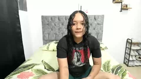 alejandra_evanss online show from 12-17-25, 03:01