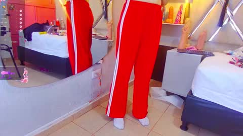 alejandra martins online show from 11-05-25, 03:06