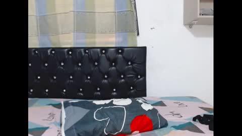 alejandrito_king online show from 12-01-25, 02:44