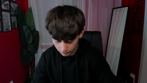 Alejandro online show from 11-23-25, 08:41