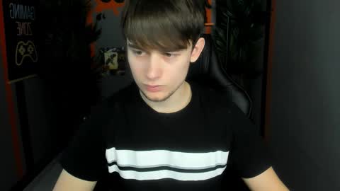 Snapshot of alejandro_ellias chatting on 02-11-26, 06:07 Alejandro online show from 02-11-26, 06:07