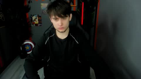 Snapshot of alejandro_ellias chatting on 02-21-26, 06:58 Alejandro online show from 02-21-26, 06:58