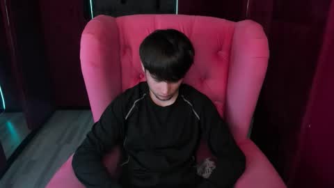 Snapshot of alejandro_ellias chatting on 03-03-26, 10:21 Alejandro online show from 03-03-26, 10:21