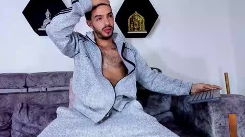Snapshot of alejandro_zatroro chatting on 02-07-26, 11:36 ONLYFANS ALEJANDRO ZATRORO online show from 02-07-26, 11:36