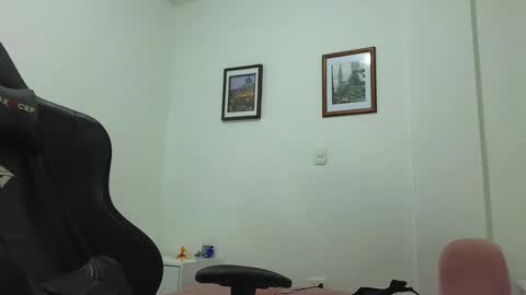 Snapshot of alejandroo_7 chatting on 12-22-24, 12:17 alejandroo_7 online show from 12-22-24, 12:17