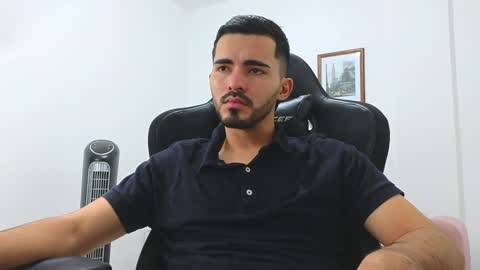 Snapshot of alejandroo_7 chatting on 01-06-25, 11:31 alejandroo_7 online show from 01-06-25, 11:31