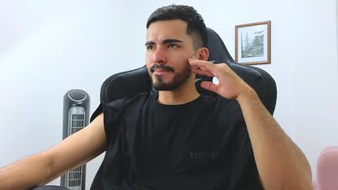 Snapshot of alejandroo_7 chatting on 01-10-25, 12:38 alejandroo_7 online show from 01-10-25, 12:38