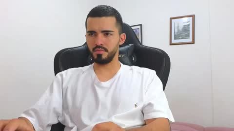 Snapshot of alejandroo_7 chatting on 03-10-25, 07:29 alejandroo_7 online show from 03-10-25, 07:29