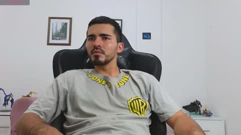 Snapshot of alejandroo_7 chatting on 09-10-25, 09:59 alejandroo_7 online show from 09-10-25, 09:59