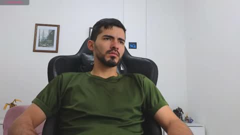 Snapshot of alejandroo_7 chatting on 09-13-25, 03:56 alejandroo_7 online show from 09-13-25, 03:56