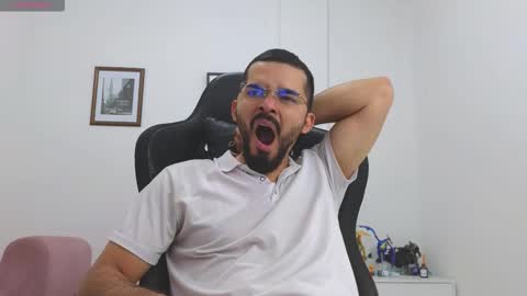 Snapshot of alejandroo_7 chatting on 12-02-25, 08:59 alejandroo_7 online show from 12-02-25, 08:59