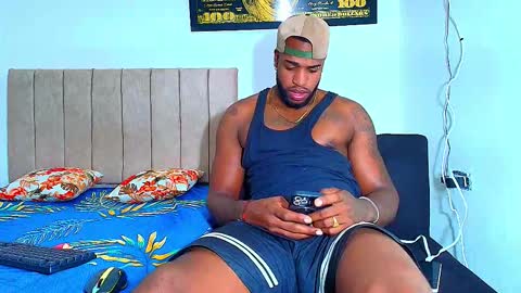 alejo_21cm online show from 12-05-25, 02:14