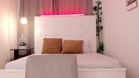 alejo_exotic online show from 06-15-26, 01:13