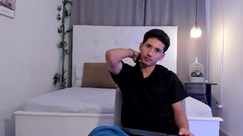 alejo_exotic online show from 07-18-26, 12:20