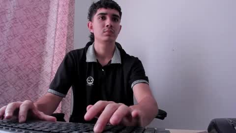 Snapshot of alejo_gray1 chatting on 04-06-26, 03:46 alejo_gray1 online show from 04-06-26, 03:46