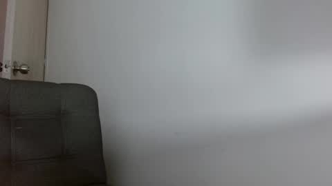 Snapshot of alejo_hot23 chatting on 01-15-25, 03:00 David online show from 01-15-25, 03:00